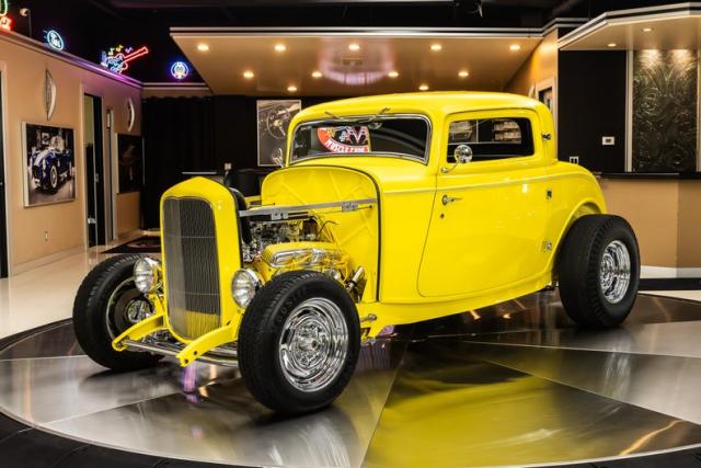 1932 Ford 3-Window