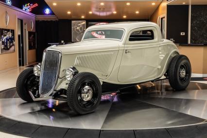 1934 Ford 3-Window