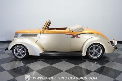 1937 Ford Cabriolet