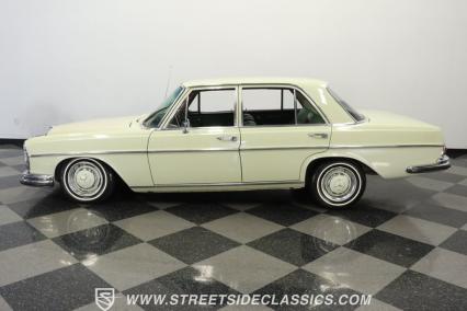 1967 Mercedes-Benz 250SE