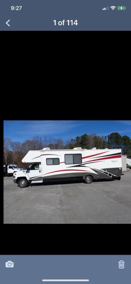 2006 Chevrolet  Kodiak 5500 Super C Yellowstone coach