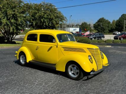 1937 Ford Sedan slant back streetrod ZZ4 350 cold AC