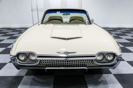 1962 Ford Thunderbird