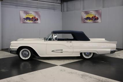 1959 Ford Thunderbird