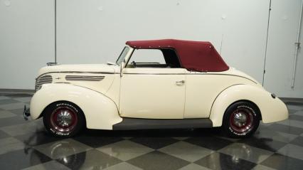 1938 Ford Cabriolet