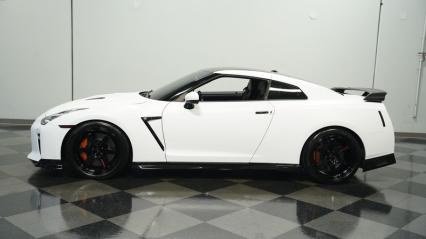 2018 Nissan GT-R