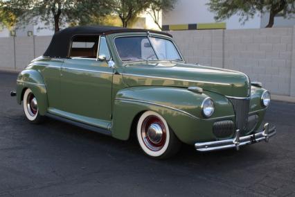 1941 Ford  Super DeLuxe