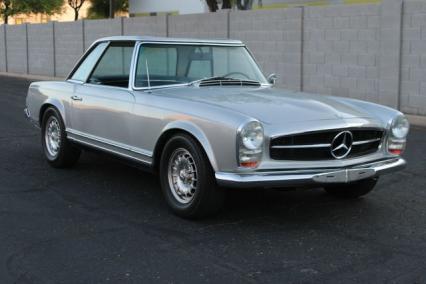 1967 Mercedes  230SL