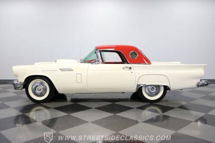 1957 Ford Thunderbird