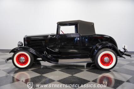 1932 Ford Cabriolet