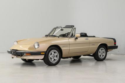 1986 Alfa Romeo Spider Veloce