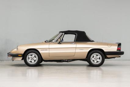 1986 Alfa Romeo Spider Veloce