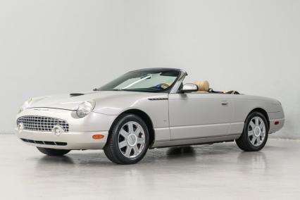 2004 Ford Thunderbird