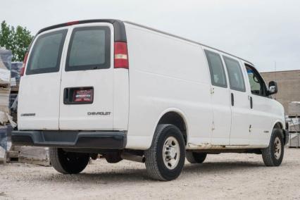 2004 Chevrolet Express Cargo Van