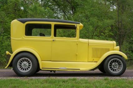 1930 Ford Model A 5-Window Tudor