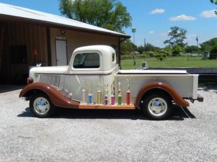 1936 Ford Custom