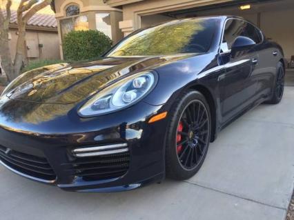 2016 Porsche Panamera