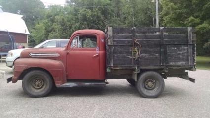 1951 Ford F2