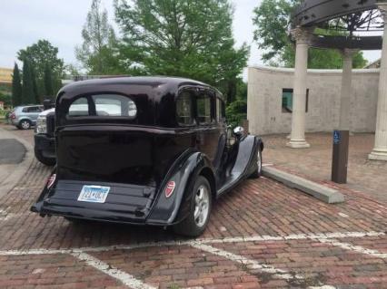 1934 Pontiac Sedan