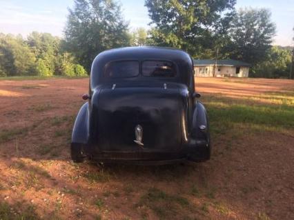 1938 Oldsmobile Sedan