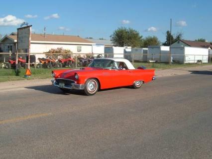 1957 Ford Thunderbird