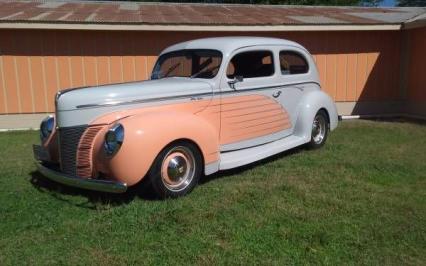 1940 Ford Deluxe