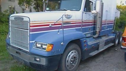 1990 Freightliner Semi