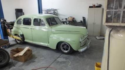 1946 Ford Sedan