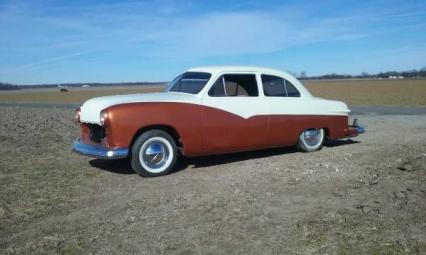 1951 Ford Sedan