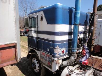 1966 Freightliner COE