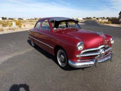 1949 Ford Deluxe