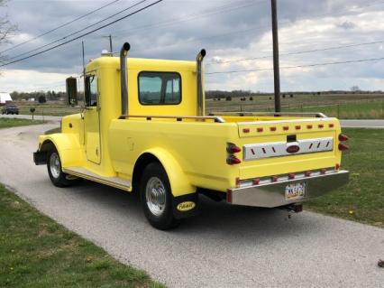 2000 Peterbilt Pickup