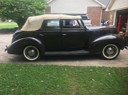 1938 Ford Deluxe