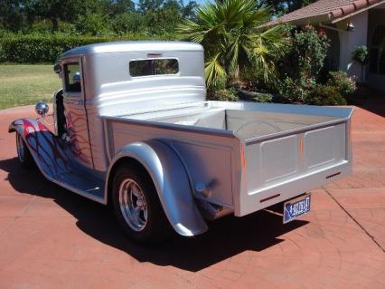 1934 Ford Custom