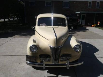 1941 Ford Deluxe