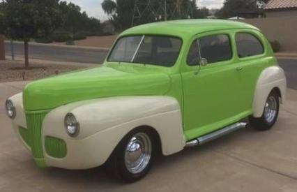 1941 Ford Sedan