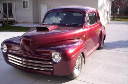 1947 Ford Deluxe