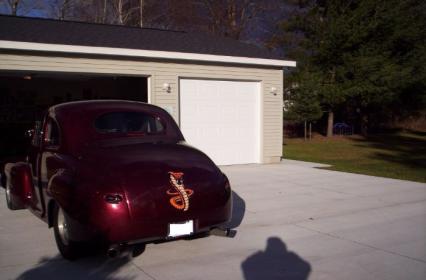 1947 Ford Deluxe