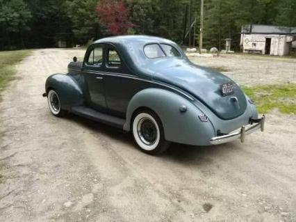 1940 Ford Deluxe