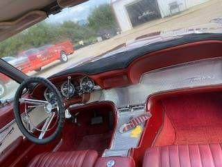 1962 Ford Thunderbird