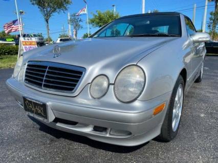 2000 Mercedes Benz CLK 320