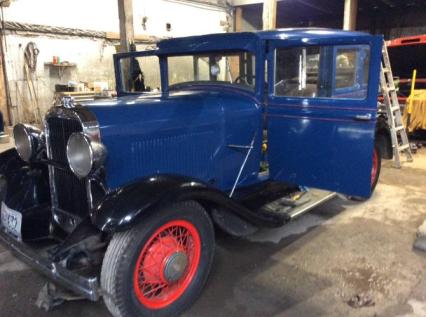 1927 Oldsmobile Sedan