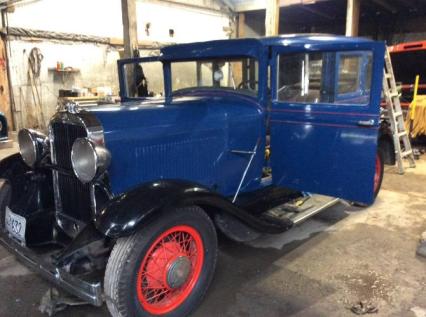 1927 Oldsmobile Sedan