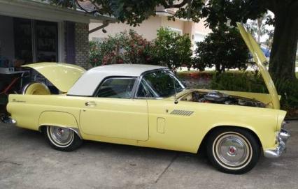 1956 Ford Thunderbird