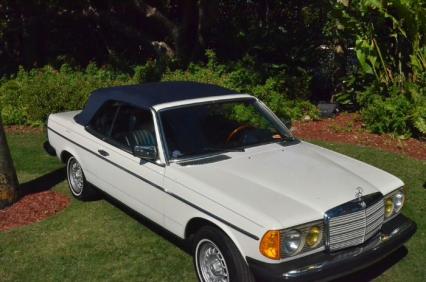 1982 Mercedes Benz 300CD