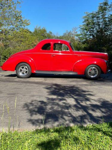 1940 Ford Deluxe