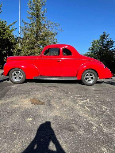 1940 Ford Deluxe