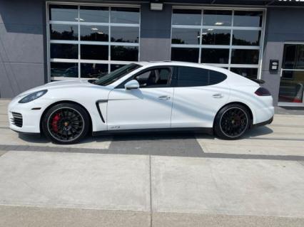 2016 Porsche Panamera