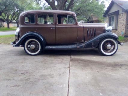 1933 Chevrolet Sedan