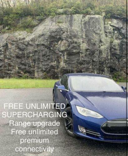 2015 Tesla S